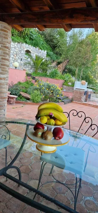 Villa Favoloso Taormina 0*,  Italia