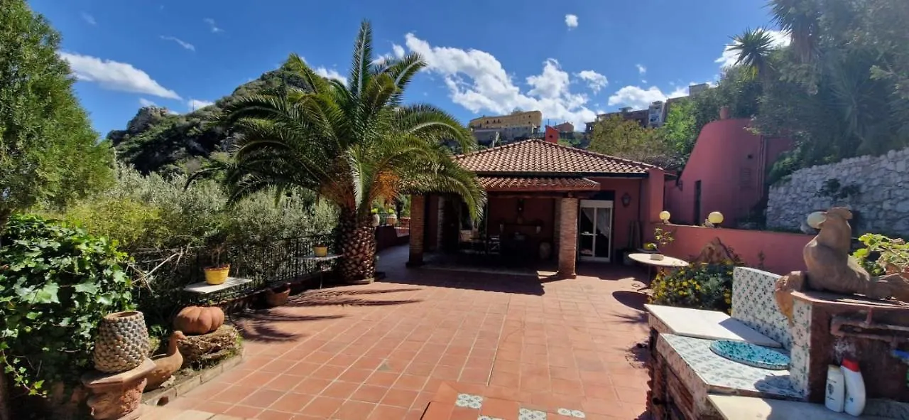 Villa Favoloso Taormina Italy